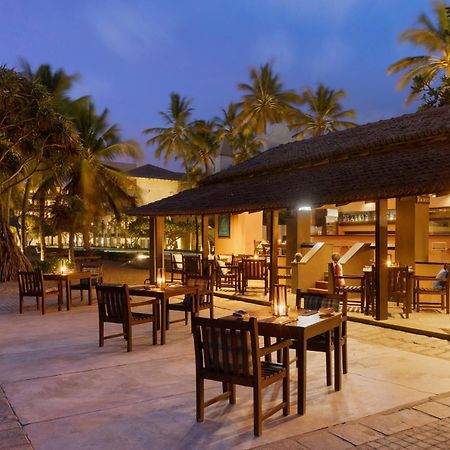 Jetwing Blue Hotel Negombo Exterior foto